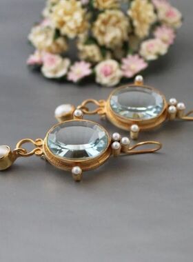 Vintage Gold Color Oval Inlaid with Olive Sea Blue Stone Han