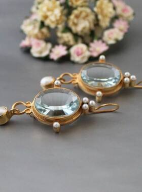 Vintage Gold Color Oval Inlaid with Olive Sea Blue Stone Han