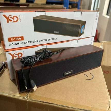 1090木质多媒体电脑音箱 USB台式笔记本音响新款低音炮带灯小声霸