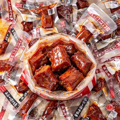 【散称】鑫梁食品善品缘老卤鸭脖香辣黑鸭老卤味休闲追剧零食