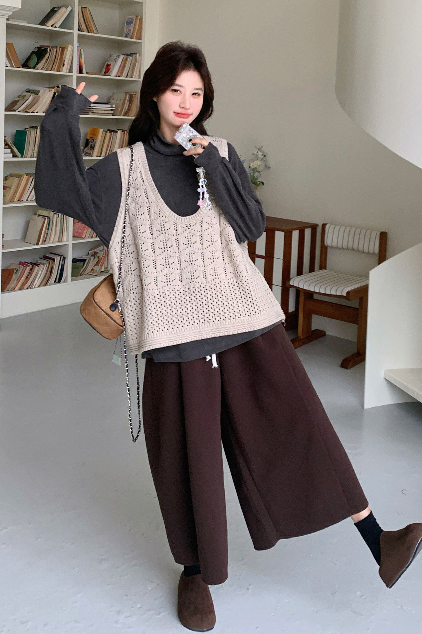 新品镂空背心罩衫+长袖T恤九分裤三件套2C139-929-P220-K358,女装套装/套裙,2C139