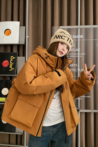 户外风姜黄色连帽冲锋衣羽绒服冬女2025新款超火好看加厚保暖外套图片