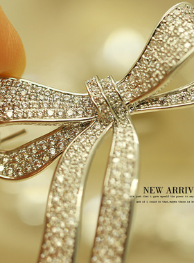 XZ160银色蝴蝶结合成锆水晶韩版胸针女胸花防走光饰品大衣扣别针