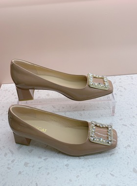 KISSCAT接吻猫2024春季摘星鞋水钻花托法式浅口单鞋女KA54114-12