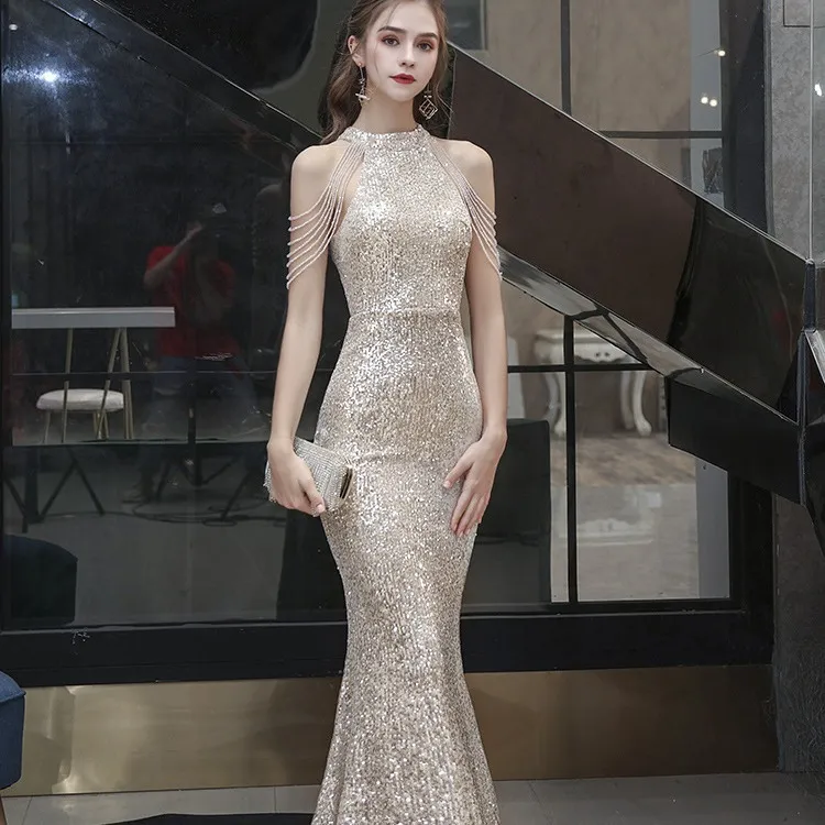 晚礼服女2025挂脖宴会气质鱼尾轻奢小众主持人订婚宴礼服裙
