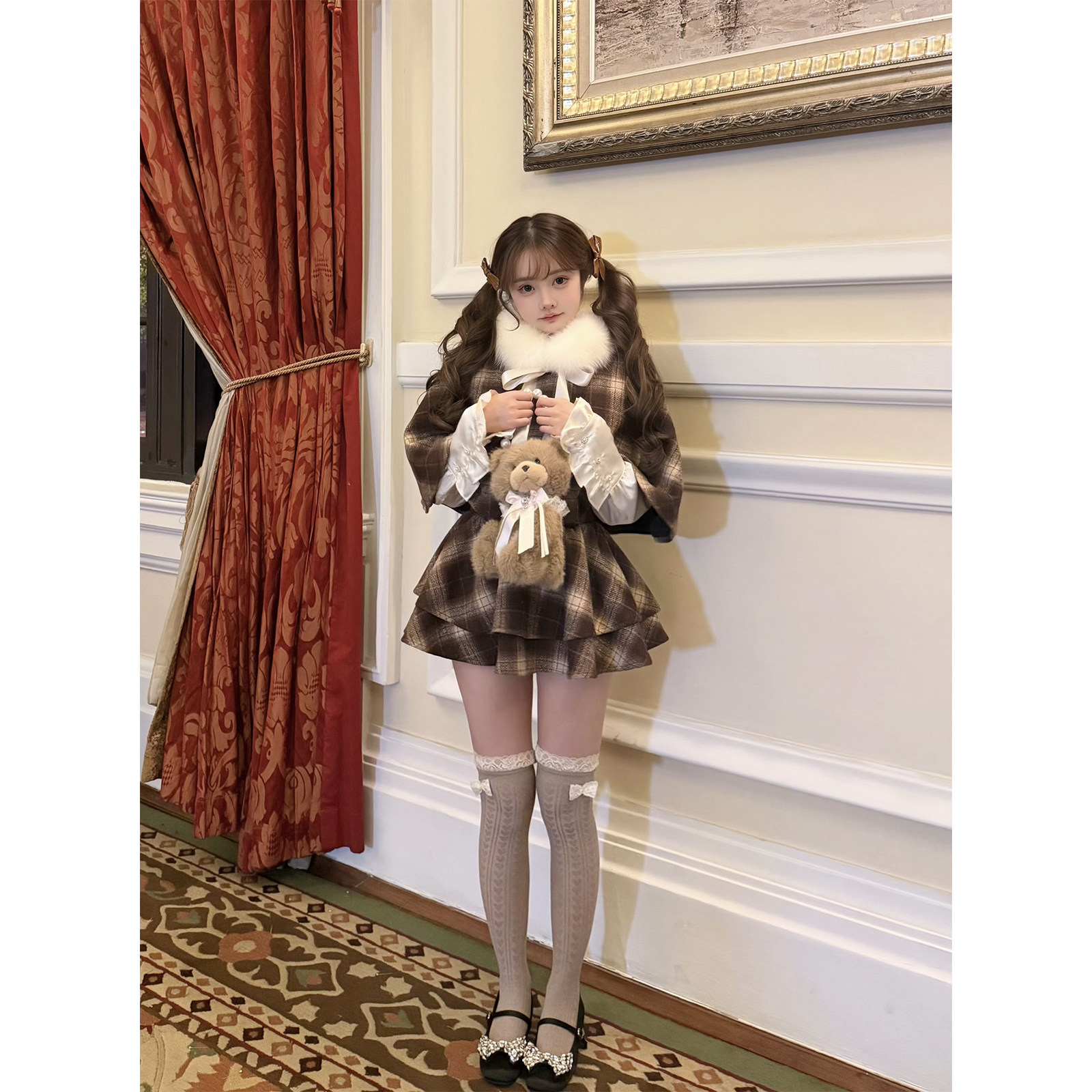 Kiyomi Doll 富家小女 洋娃娃狐狸毛领大衣斗篷 +背带蓬蓬裙套装