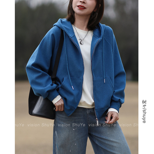 树也 蓝色巨显白 韩版休闲宽松有型字母刺绣连帽卫衣外套女2026春