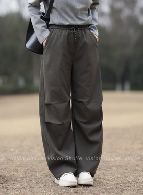 树也 酷飒有型 2026春装新款运动休闲风降落伞兵裤束脚工装裤女装