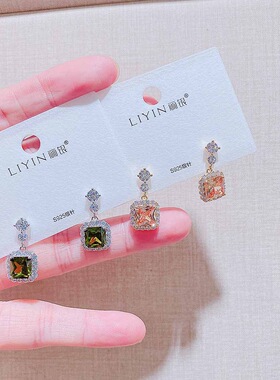 丽银饰品新款轻奢复古绿色方糖锆石耳环银针时尚精致气质百搭耳钉