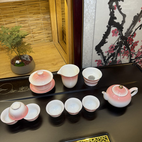 茶具套装2026新款粉色盖碗茶壶潮汕功夫羊脂玉瓷精致茶具盖碗泡茶
