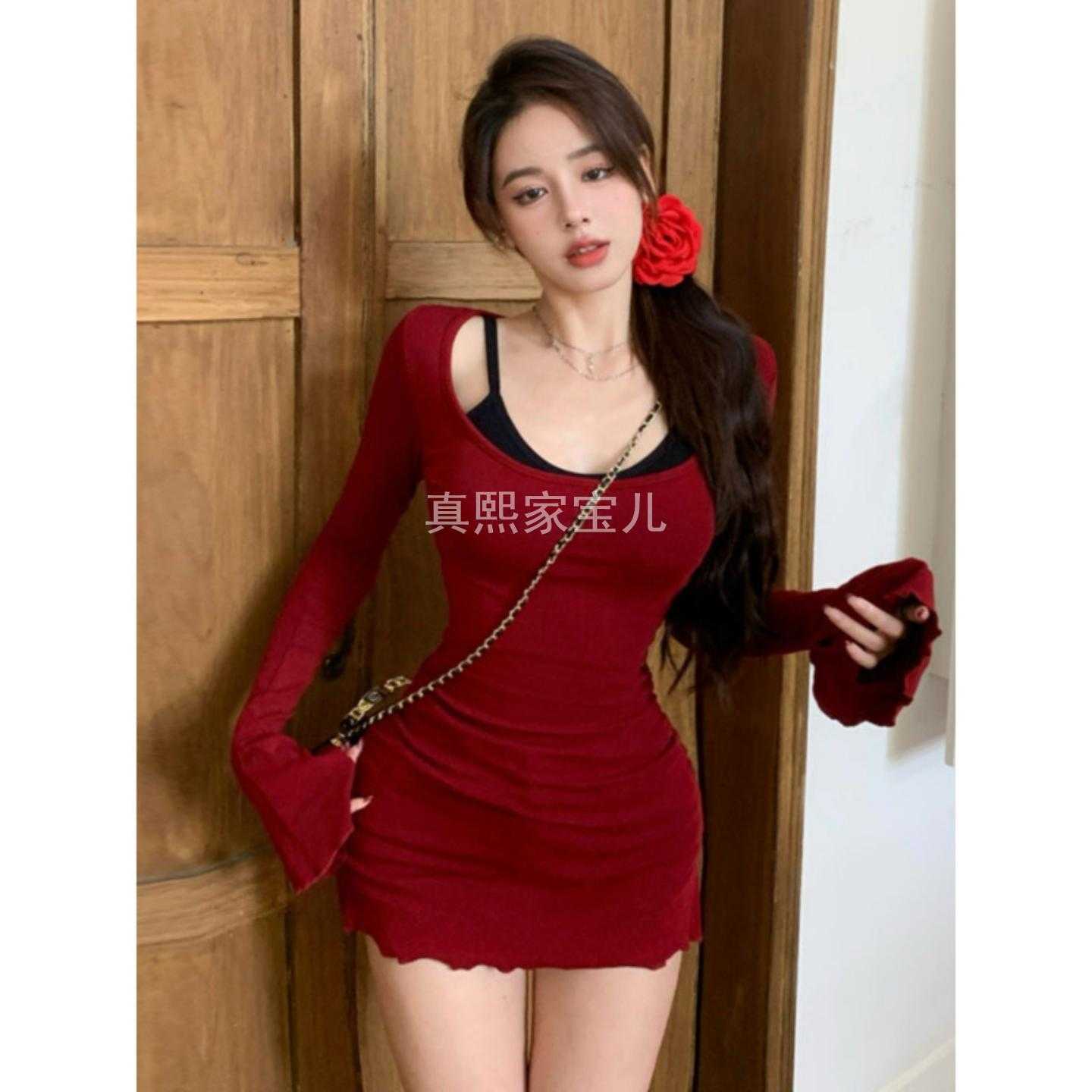 红色辣妹纯欲修身包臀连衣裙