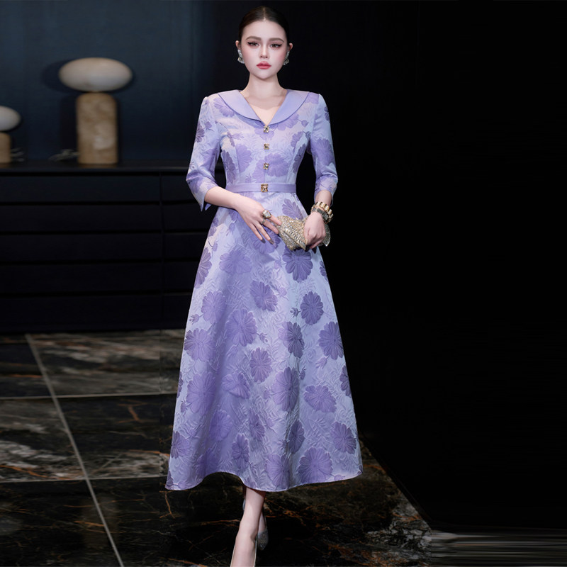 优雅轻奢高端宴会礼服长裙连衣裙