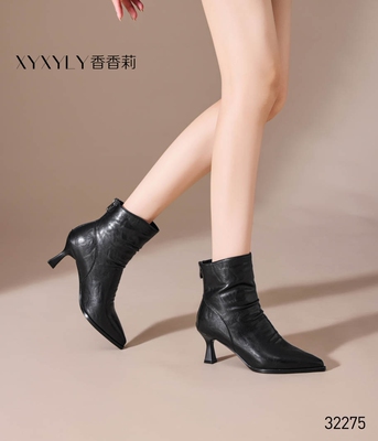 香香莉2025冬季韩版32275短筒加绒高跟舒适马丁靴休闲OL女棉靴子