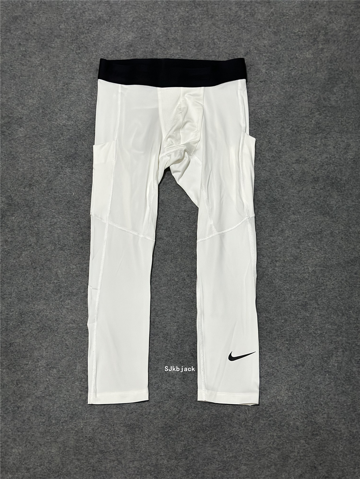 Nike Dri-FIT 耐克男训练健身篮球运动休闲七分紧身裤FB7951-100