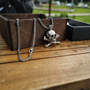 主师暗黑925银全新原创设计2025交叉骨棒骷髅头巴洛克风吊坠项链