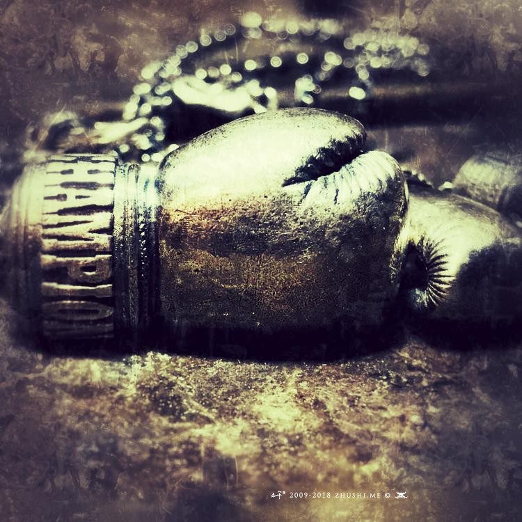 欧美运动健身mma拳击手套挂坠