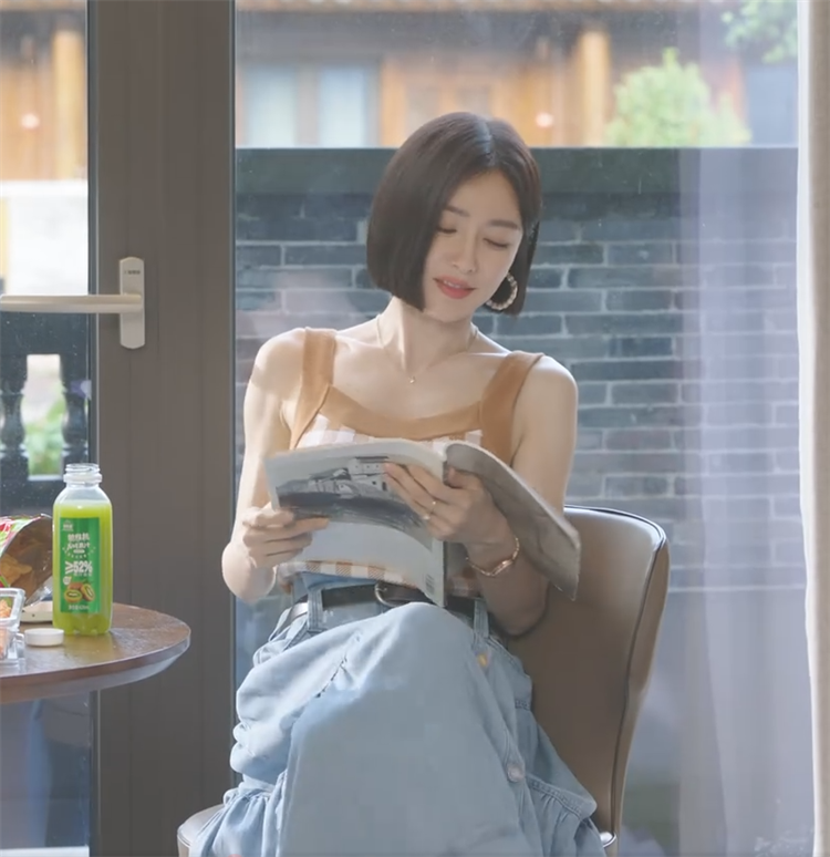 闪耀的她管文秦岚明星同款2023夏款吊带背心牛仔大摆连衣裙套装女