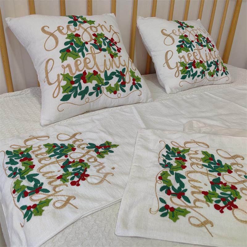配套~出口外贸~圣诞节装饰红果树刺绣抱枕靠垫长条桌旗工艺品