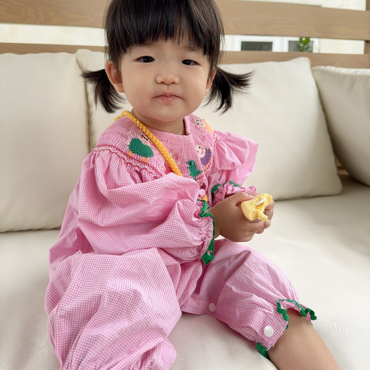 小猪佩奇长袖手工打揽刺绣连体衣