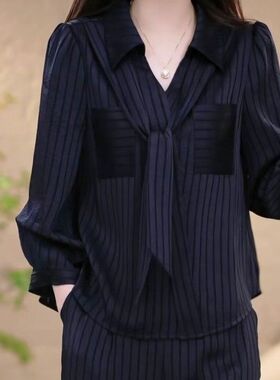 单件蓝色上衣2025新款高级早秋优雅显瘦秋季时尚薄款条纹飘带爆款