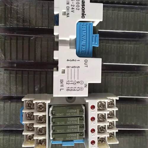 继电器模块AY33002 RT3S-24V R16C R32C-NS5A-40P/20P G6D-F4B 4B