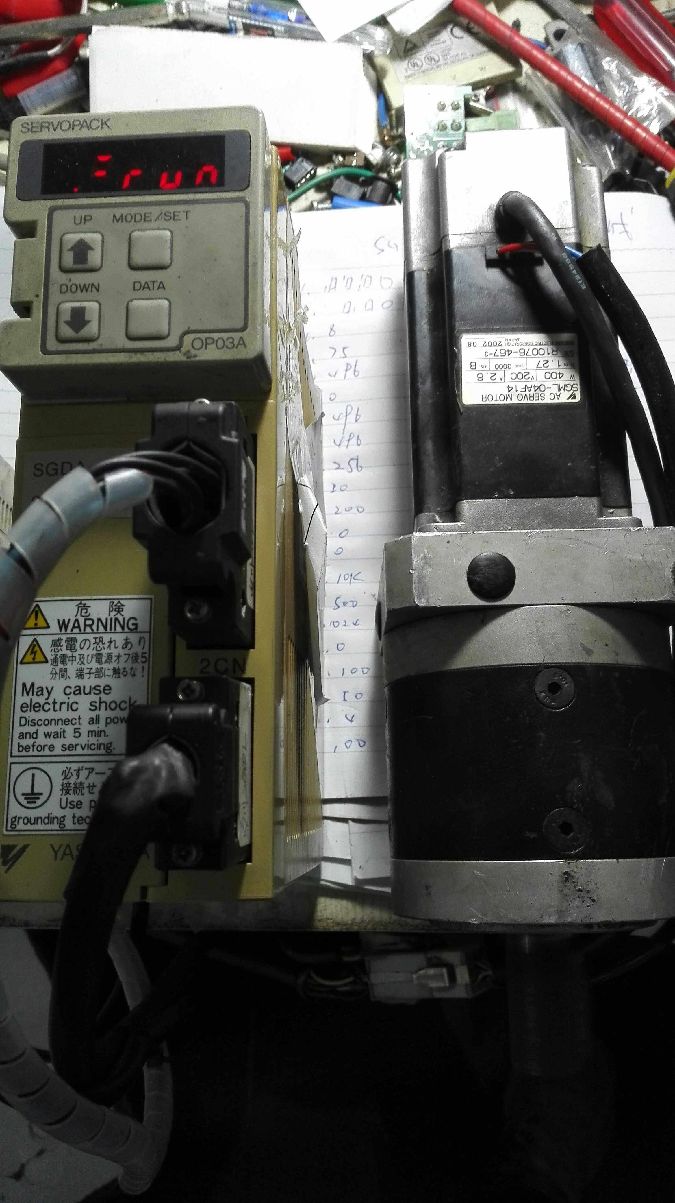 津田驹sgda-05tf5 f4 05tf3 f2 f1 安川伺服驱动器维修