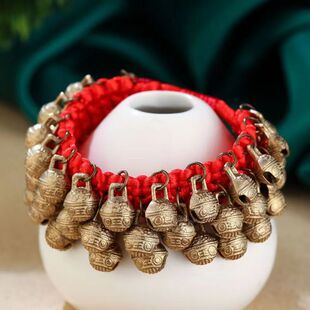 舞蹈演出道具铃铛脚链复古红绳编织会响手环民族风三层铃铛手链女