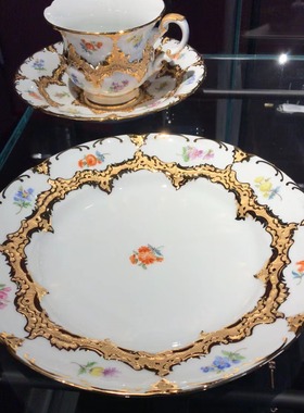 （国现）新品 Meissen梅森白色小花B Form