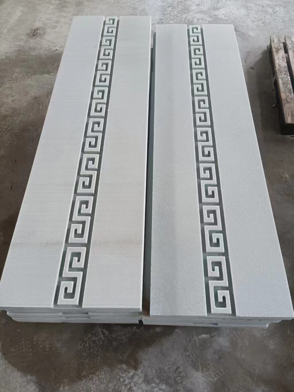 自建房外墙装饰构件新中式发泡陶瓷回纹线条窗套线回字纹
