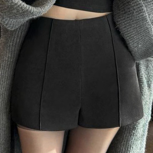 西装后片假口袋修身短裤显瘦