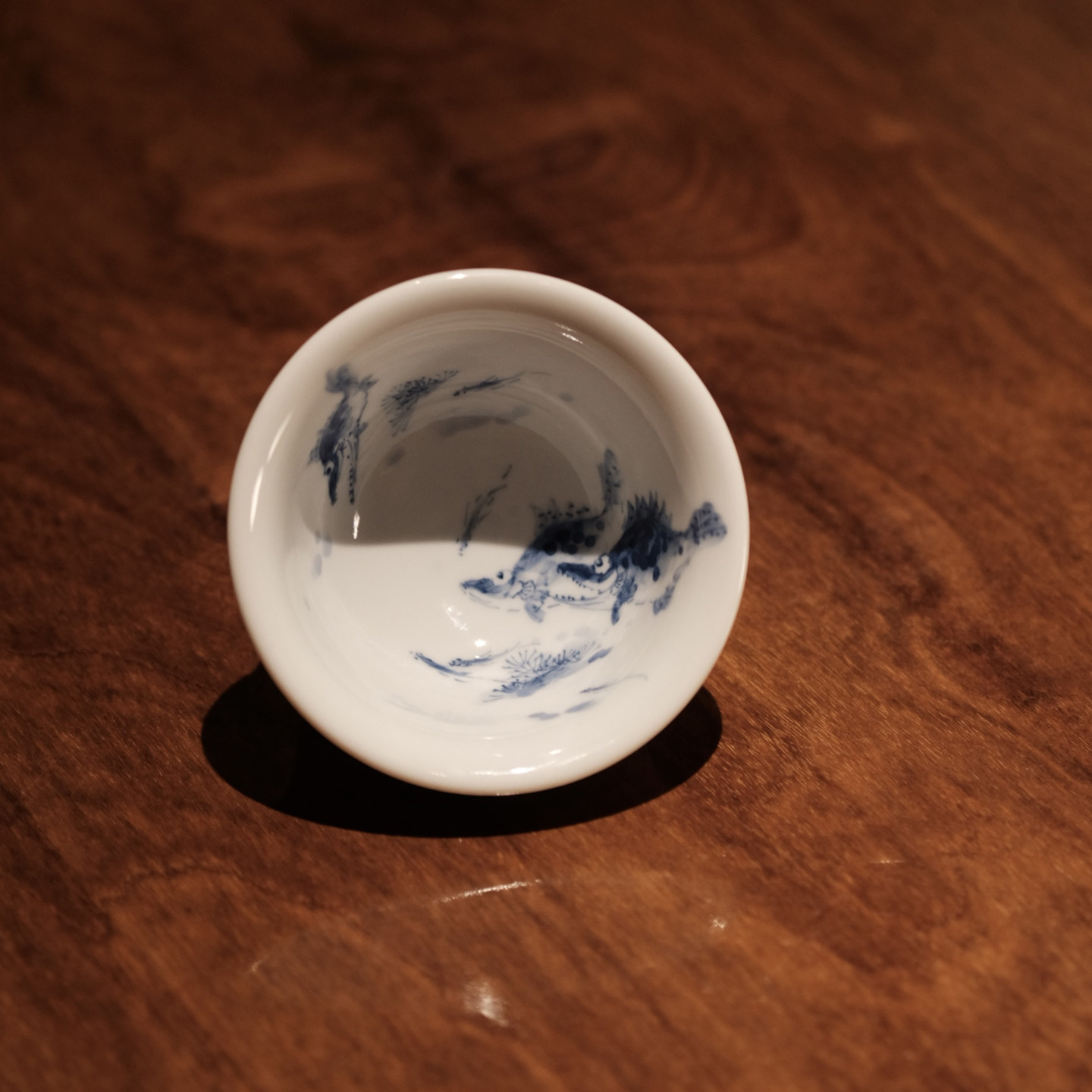 半斋豇豆红青花鳜鱼压手杯景德镇手绘陶瓷茶具单个茶杯大号主人杯