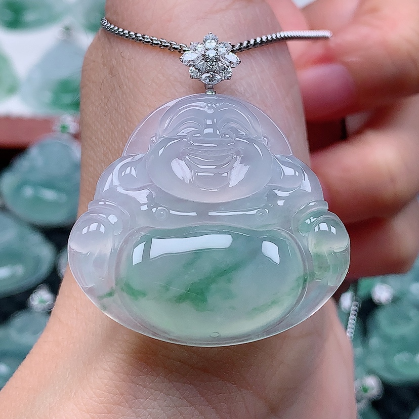 缅甸天然A货翡翠18k金冰种飘绿大佛公（尺寸33.1*36.4*6）