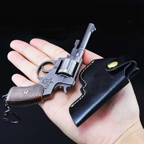 游戏模型玩具合金钥匙扣
