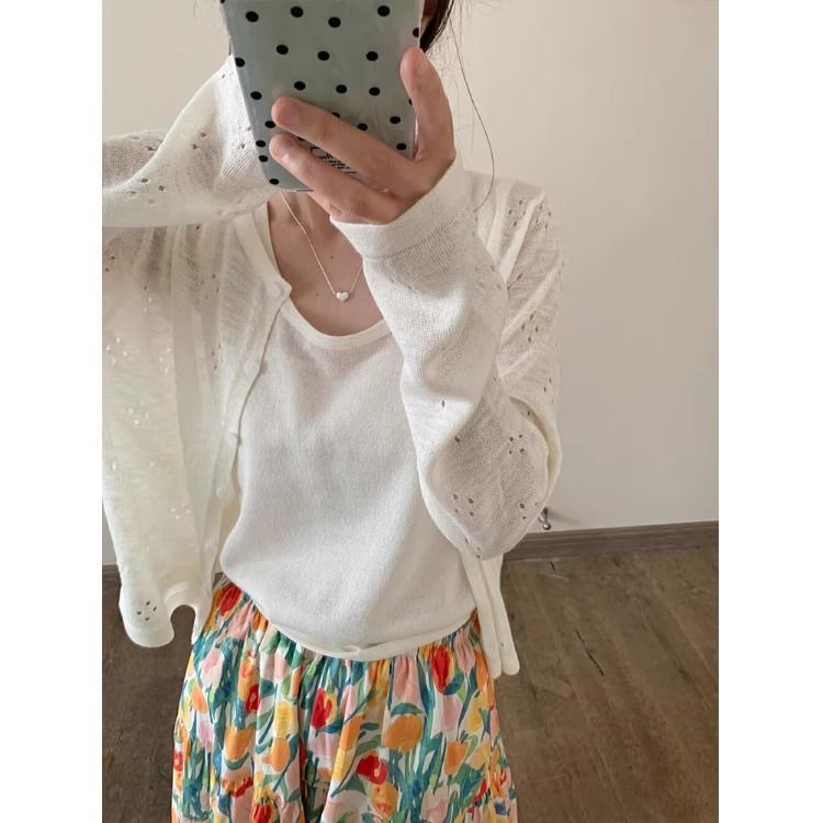 单排扣薄款防晒针织衫女夏宽松显瘦短款长袖罩衫钩花镂空白色开衫