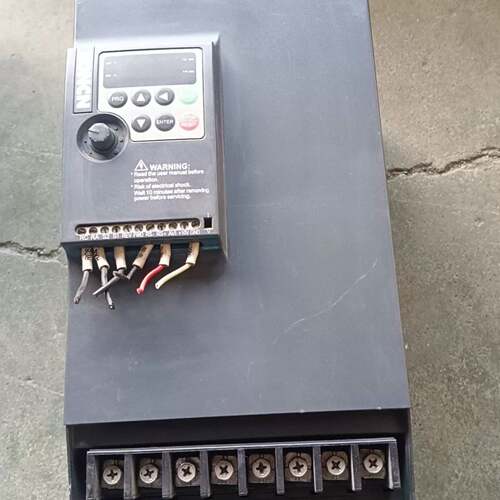 可维修众辰变频器NZ200T-15GY-4 15KW 功能测试包好议价