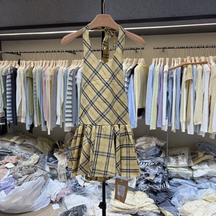 2026春季 韩系ins甜美减龄格子挂脖背心女气质显瘦百搭上衣007 新款