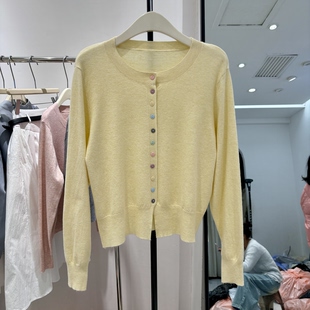 春季 休闲显瘦修身 女纯色长袖 T恤小开衫 6180 彩扣v领针织衫 2026新品