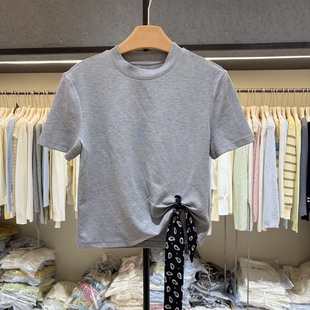 2026夏季新款韩版时尚百搭显瘦圆领短袖T恤女款丝巾设计感潮