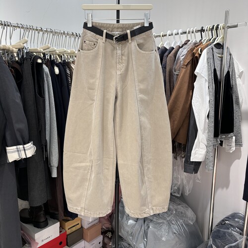 欧货秋冬高腰立裁米色加绒牛仔裤简约宽松植绒阔腿裤弯刀裤77016