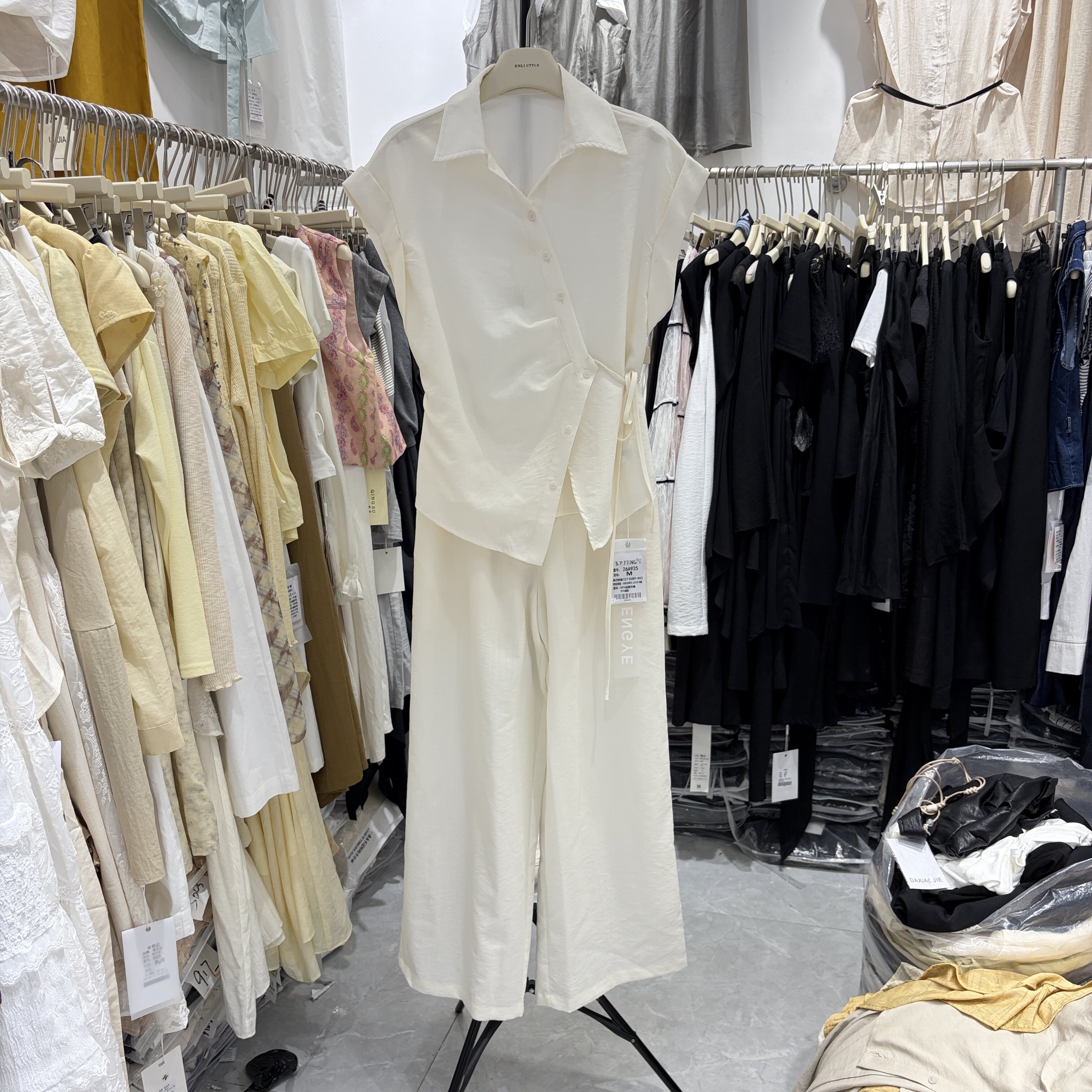 衬衫阔腿裤两件套女2026春夏天新品轻熟简约风夏收腰显瘦通勤套装