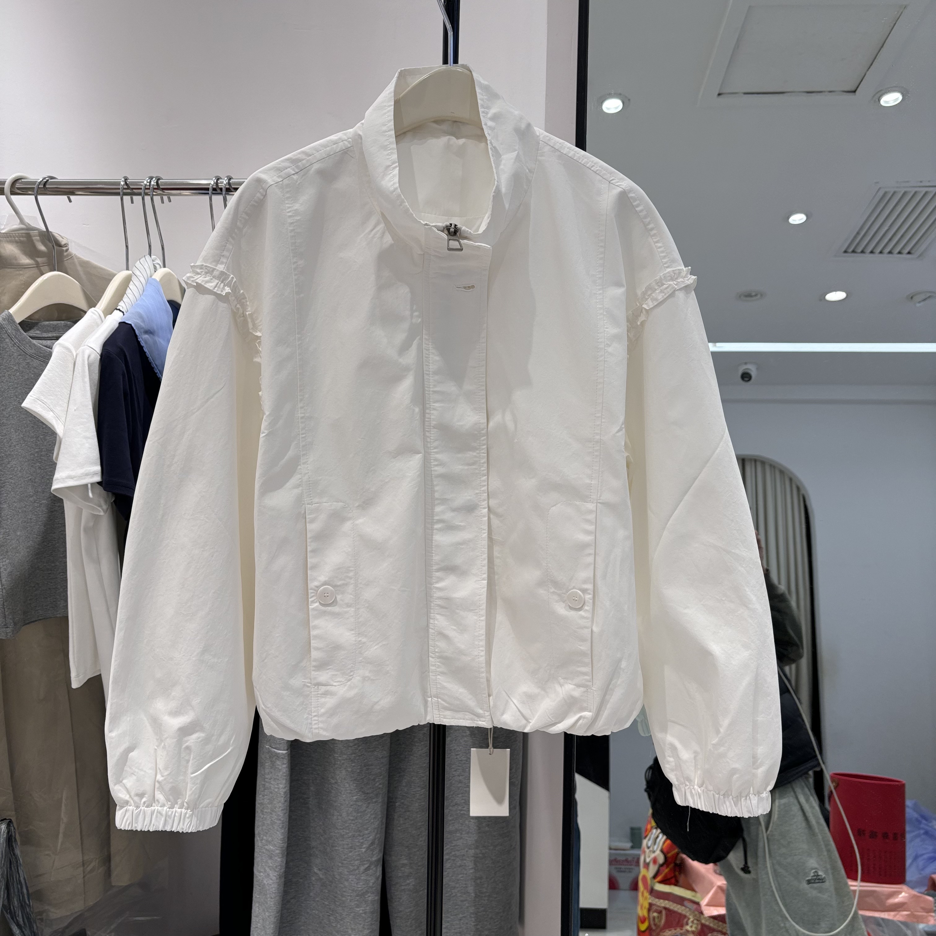 欧货2026春季新款欧货女装宽松休闲立领短款外套夹克上衣潮61W025