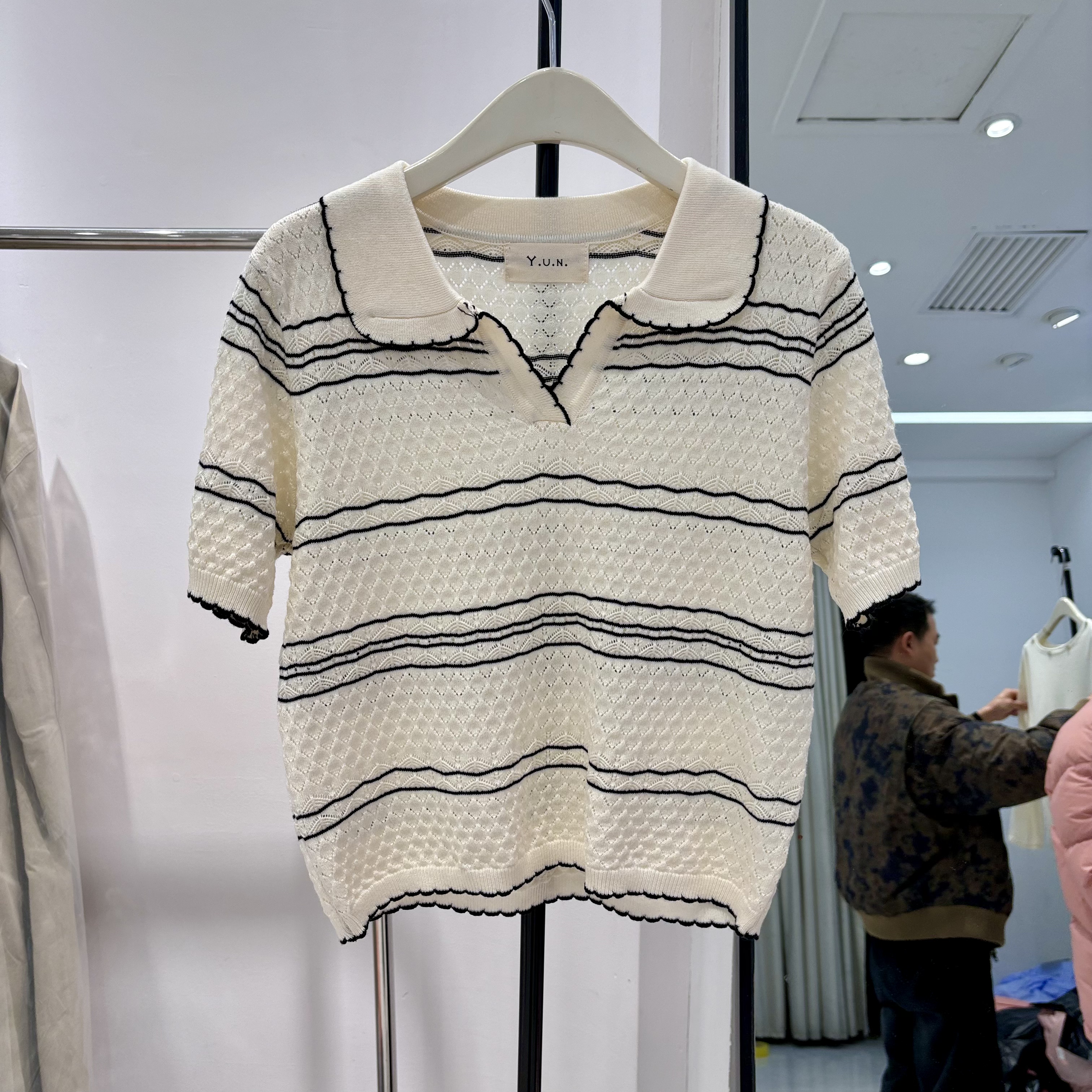 2026春季新款YUN韩版宽松显瘦百搭条纹针织衫女短袖毛衣上衣8006