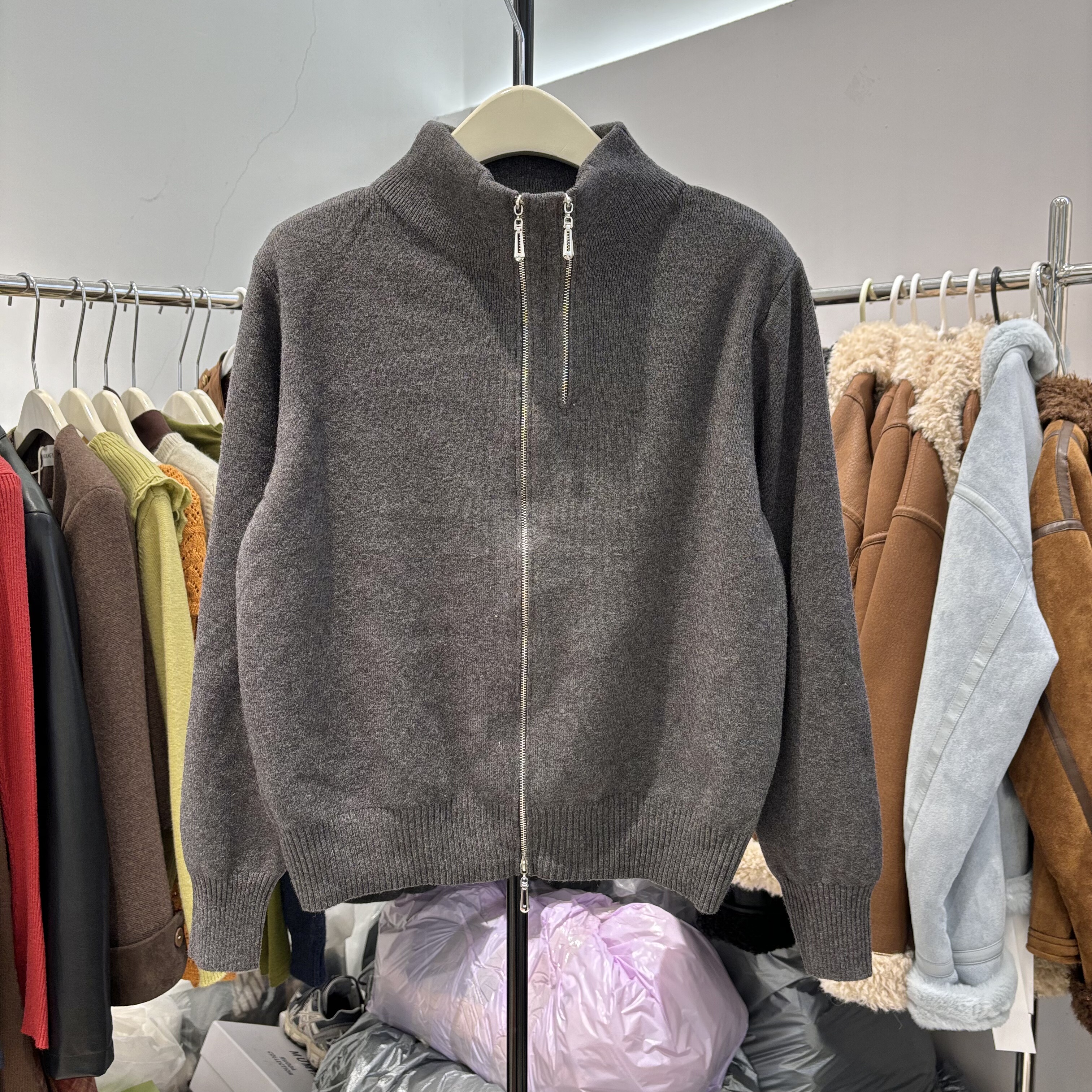 韩版宽松显瘦百搭立领拉链针织开衫女毛衣外套上衣潮2025冬季新款