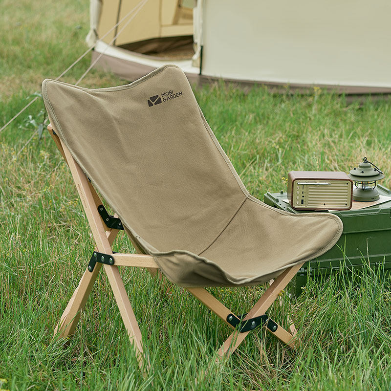 牧高笛精致露营便携式折叠蝴蝶椅休闲躺椅露营沙滩椅实木折叠椅yd
