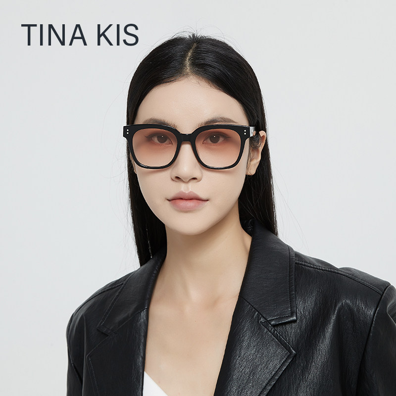 Tina Kis渐变腮红墨镜女2026新款近视墨镜防紫外线防晒高级感大脸