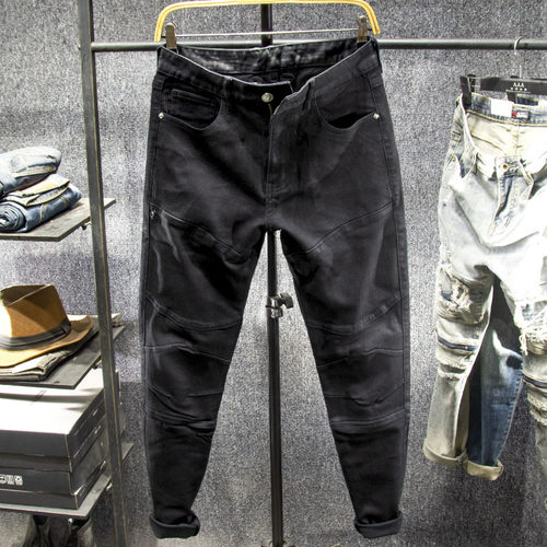 后袋拉链装饰立体剪裁