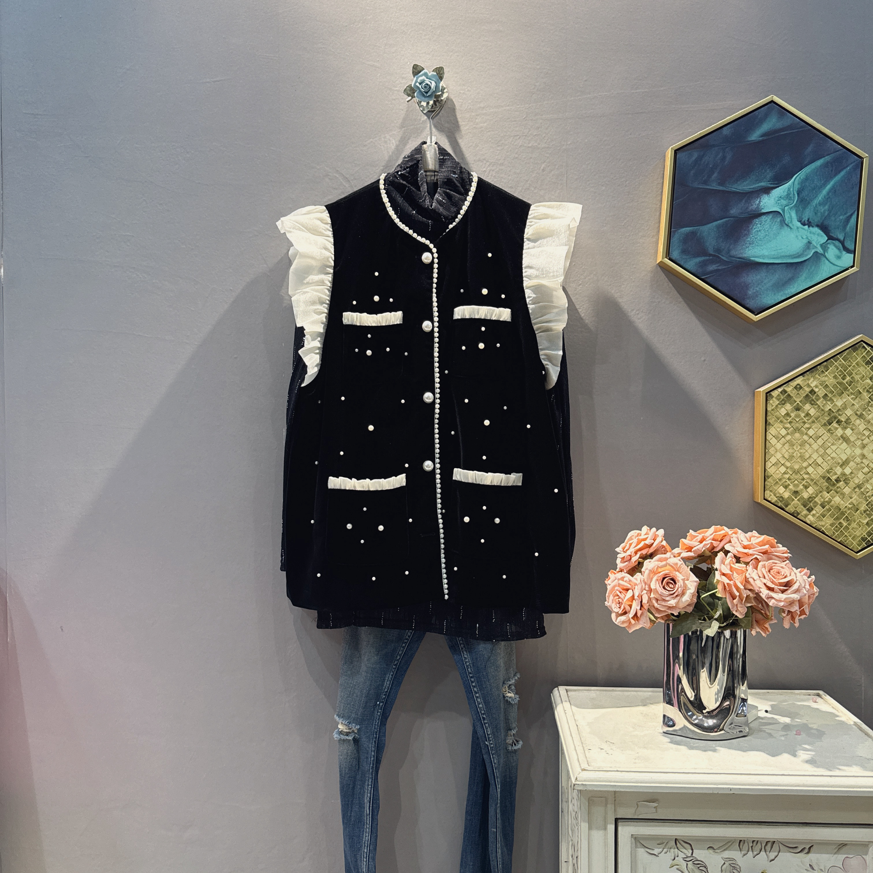 2025年春季新款木耳花边中长款马夹