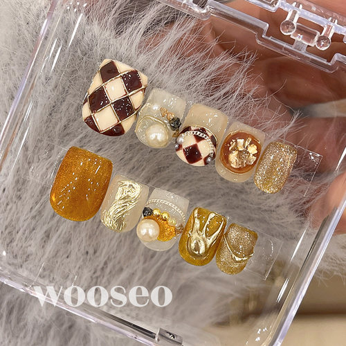 【现货秒发】爆款琥珀豆豆甲