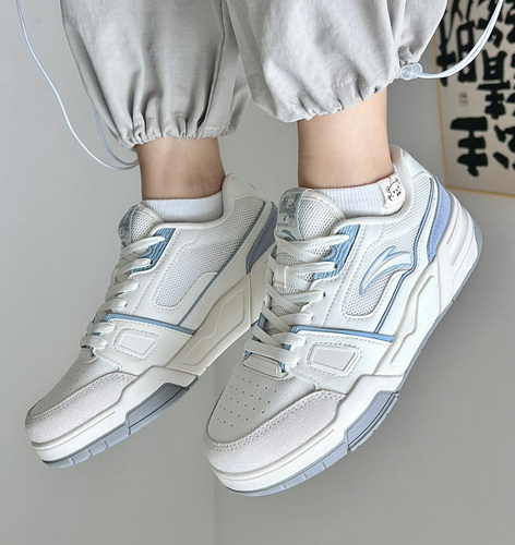 王一博同款安踏烈焰休闲板鞋男鞋