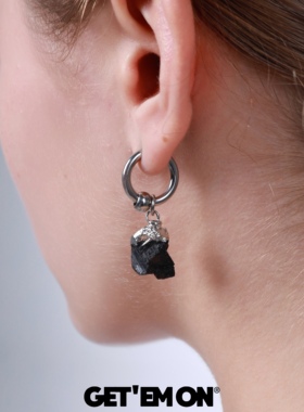 GetEmON原创高级感轻奢小众情侣水晶原石许愿嘻哈男女美式耳环